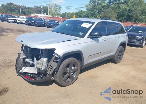 2024 Jeep Grand Cherokee Altitude X 4X4 from USA, damaged, VIN 1C4RJHAG5RC684246